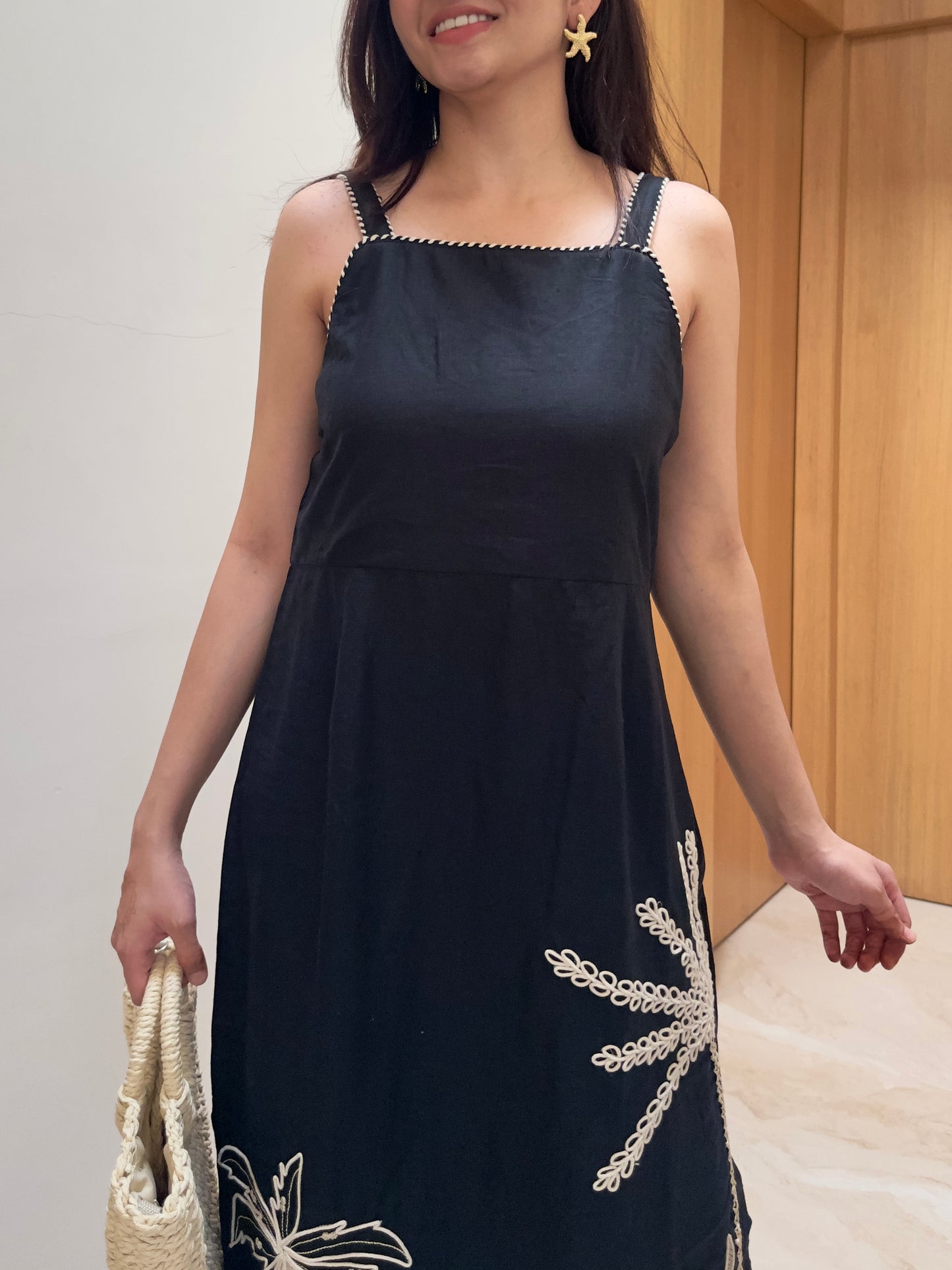 Coconut Muse Dress (Black)